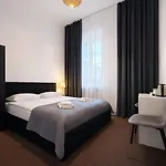 Mazowiecki Wow Hotel *