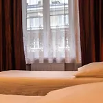 Mazowiecki Wow Hotel