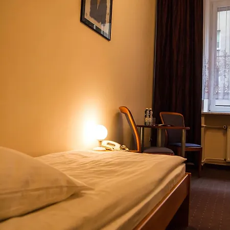 Hotell Mazowiecki Wow *