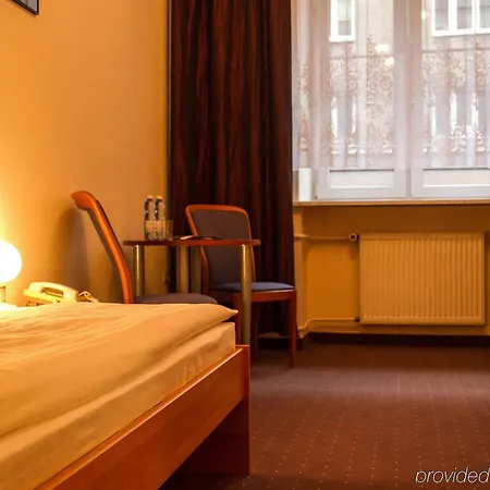 Hotel Mazowiecki *