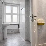 Mazowiecki Wow Otel Varşova