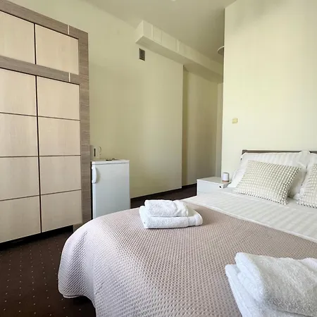 מלון Mazowiecki Wow