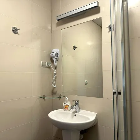 Mazowiecki Wow Otel *