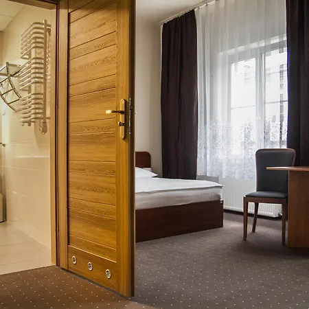 מלון Mazowiecki Wow ורשה