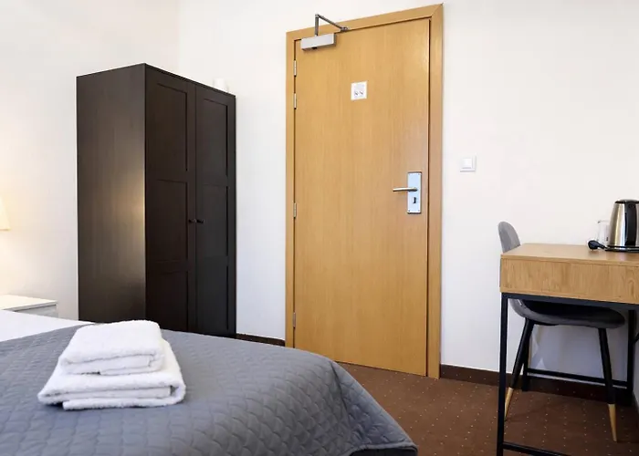 Mazowiecki Wow Hotel *