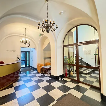 Hotel Mazowiecki Wow *