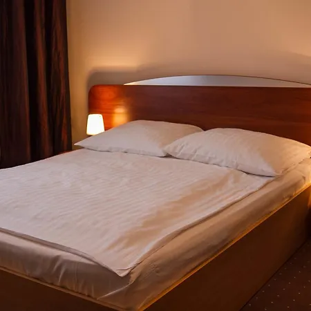 Mazowiecki Wow Hotel Varsóvia